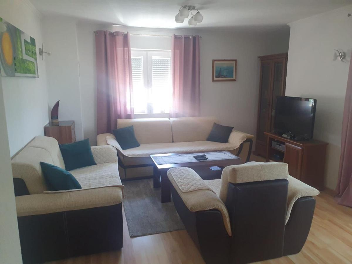 Apartman Jaca Lejlighed Livno Eksteriør billede
